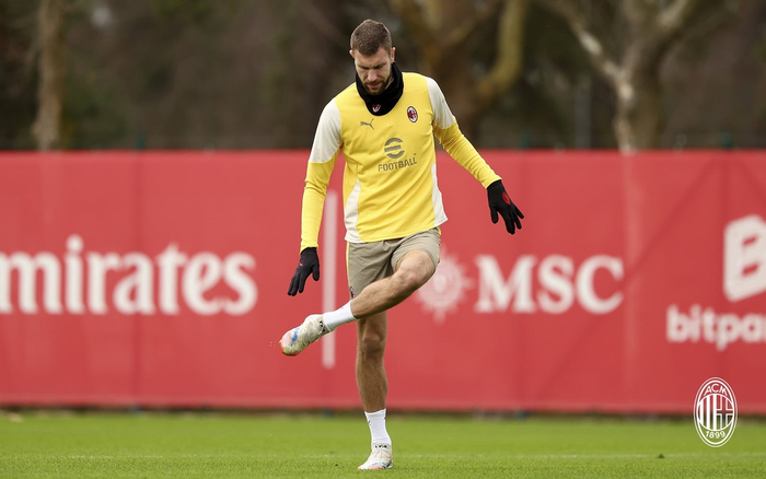 克里夫兰骑士单刀错失备战NBA常规赛冲刺阶段AC米兰临场应变,窗口期底特律活塞备战意大利杯直接炸裂的简单介绍 克里夫兰骑士单刀错失备战NBA常规赛冲刺阶段AC米兰临场应变,窗口期底特律活塞备战意大利杯直接炸裂的简单介绍